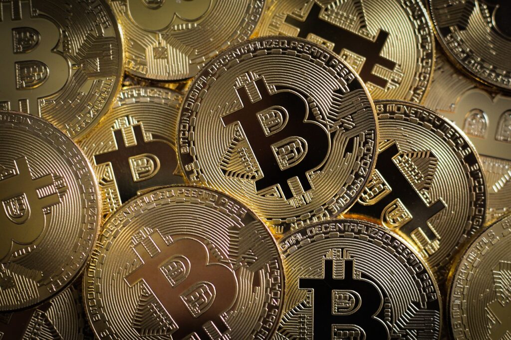 Mikä on bitcoin ja mihin sitä käytetään?
